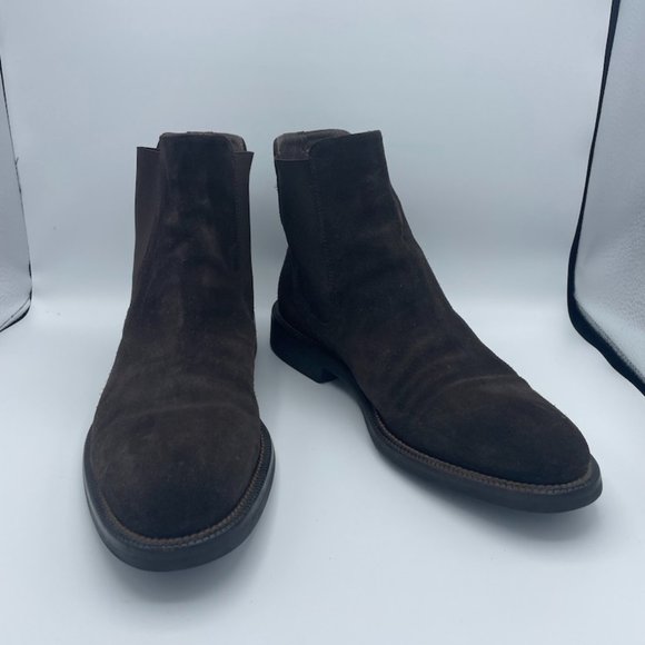 Hugo Boss Chelsea Boots - Picture 1 of 4